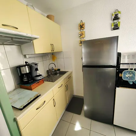 T2 Calme Avec Parking, Proche Pour 4 Personnes - Fr-1-607-216 Apartment Agde