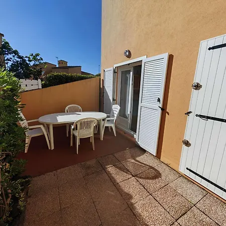 T2 Calme Avec Parking, Proche Pour 4 Personnes - Fr-1-607-216