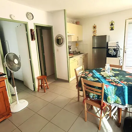 T2 Calme Avec Parking, Proche Pour 4 Personnes - Fr-1-607-216 * 아그