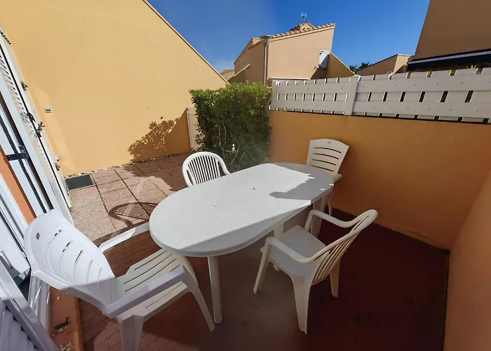 T2 Calme Avec Parking, Proche Pour 4 Personnes - Fr-1-607-216 Apartamento *