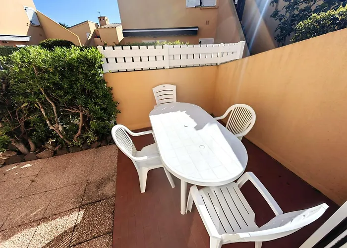 T2 Calme Avec Parking, Proche Pour 4 Personnes - Fr-1-607-216 Apartamento