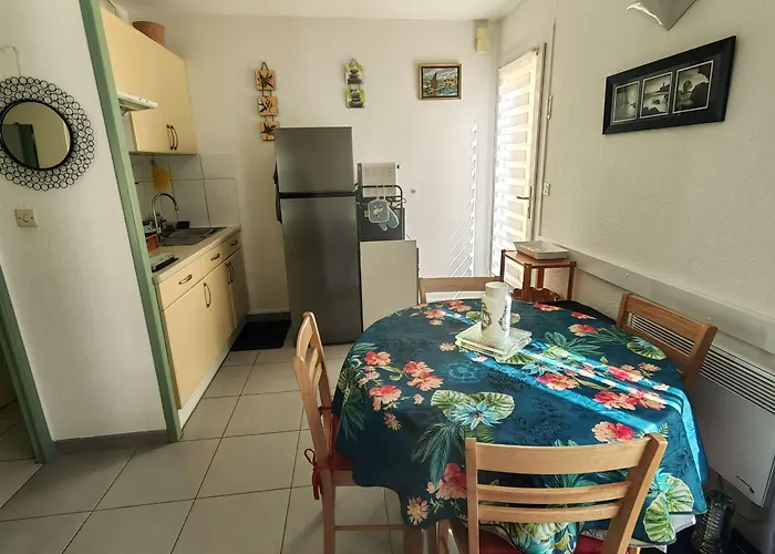 T2 Calme Avec Parking, Proche Pour 4 Personnes - Fr-1-607-216 *